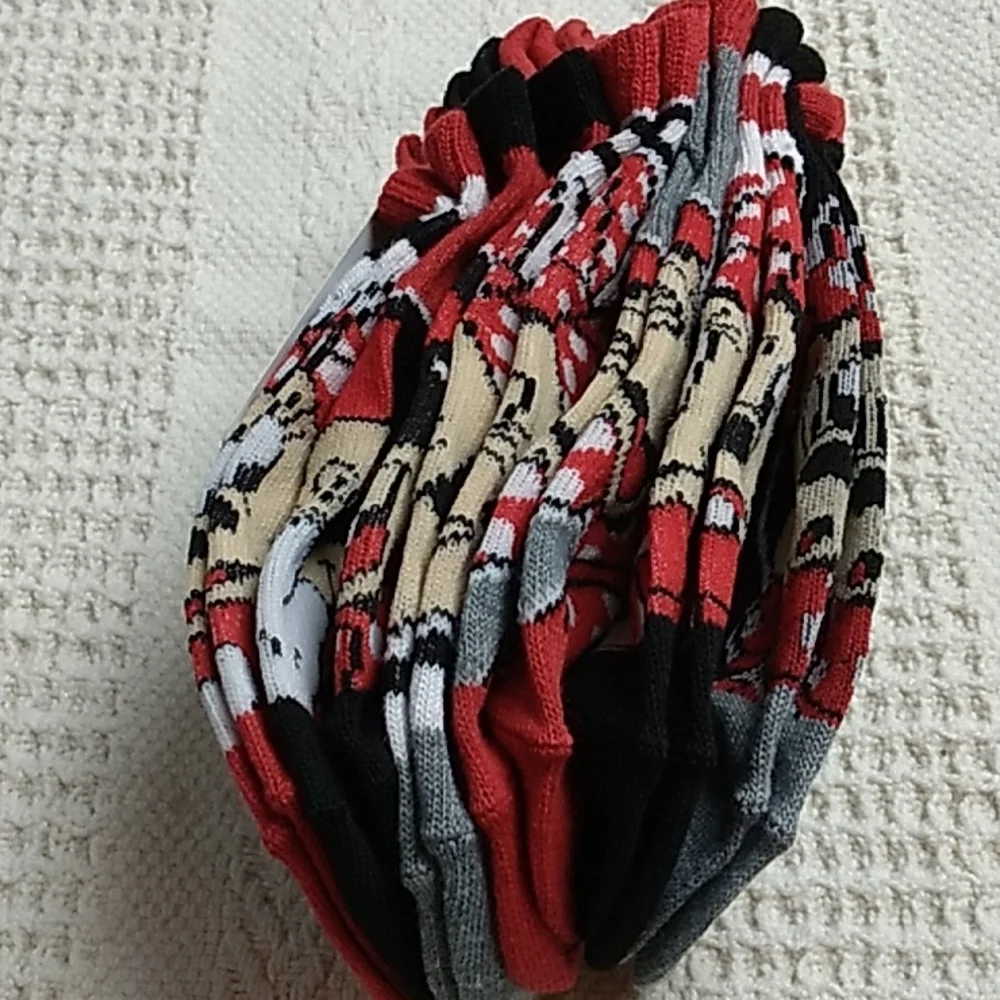 Disney Minnie Mouse 6 pairs of socks size 7 - 10 Red, Black, Gray & White